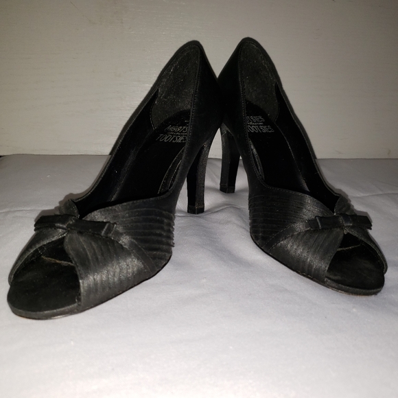 Womens black high heels - Picture 11 of 11